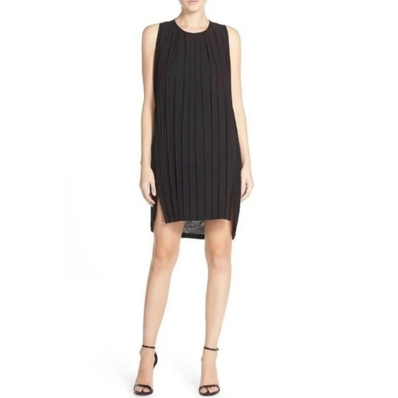 French connection pleated dress size 0 black in excellent like-new condition - Picture 1 of 7